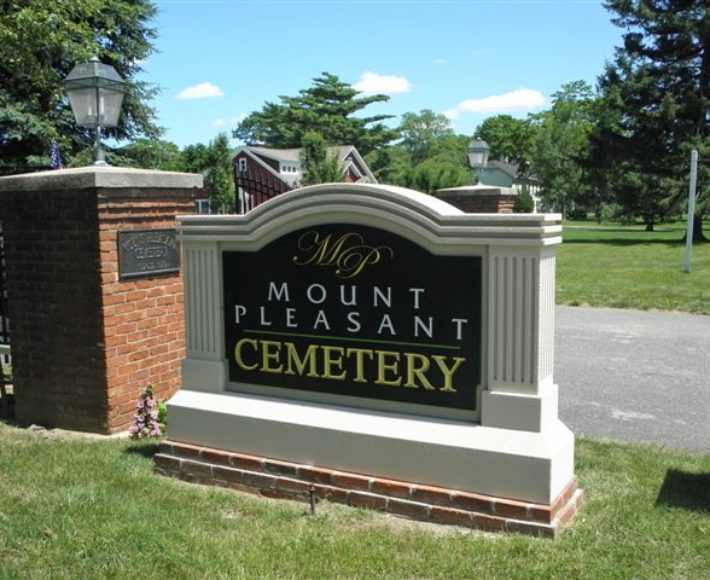 mount pleasant cemetery entrance sign